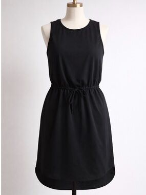 Athleta Black Sleeveless Elastic-Waist XL Dress